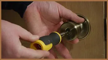 City Locksmith Shop Houston, TX 713-470-0711 - 15-unlock-door