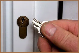 City Locksmith Shop Houston, TX 713-470-0711 - 5-broken-key